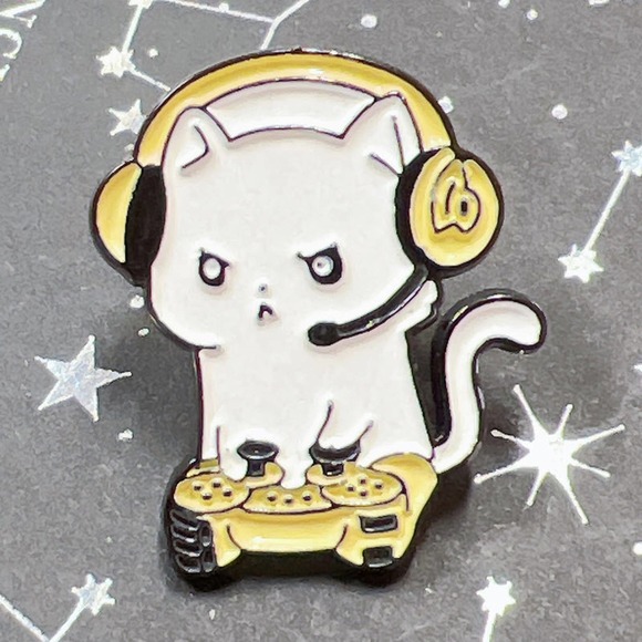 Gamer Cat Enamel Pin - Picture 1 of 6